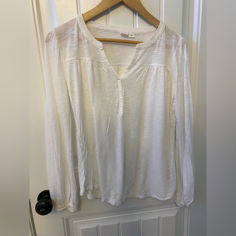 Gap long sleeve tee